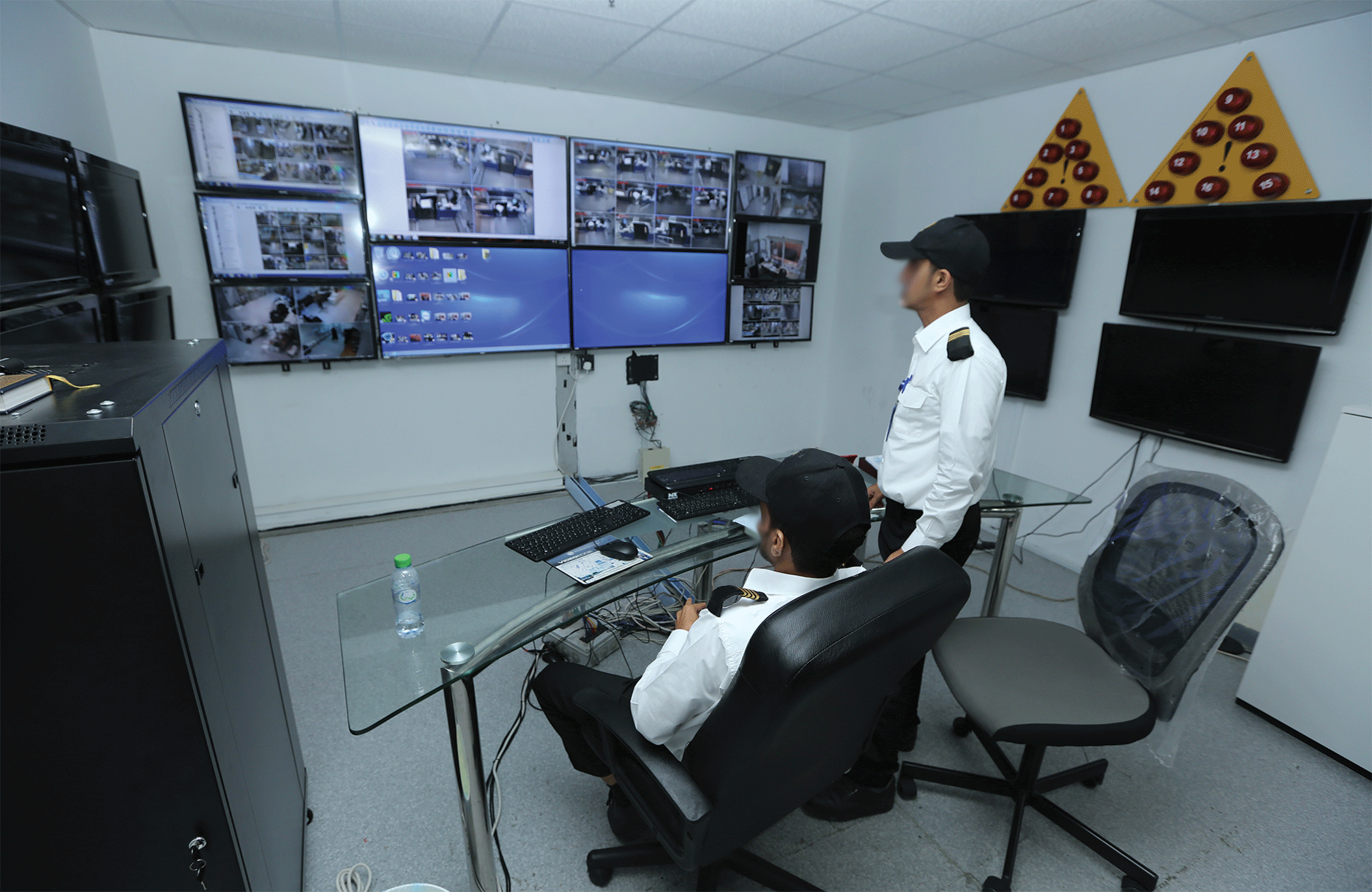 security camera room by qiadaa company